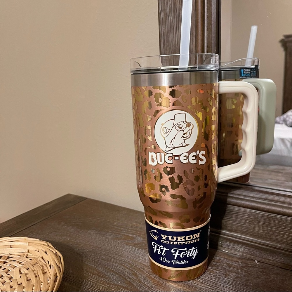New Bucees Tumbler Rose Gold Leopard